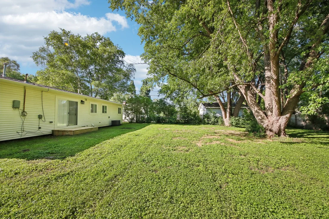 Photo of 2804 Old Oak Drive