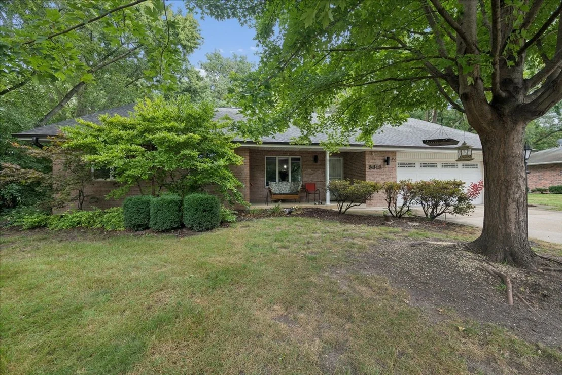 Photo of 3318 Caroline Drive