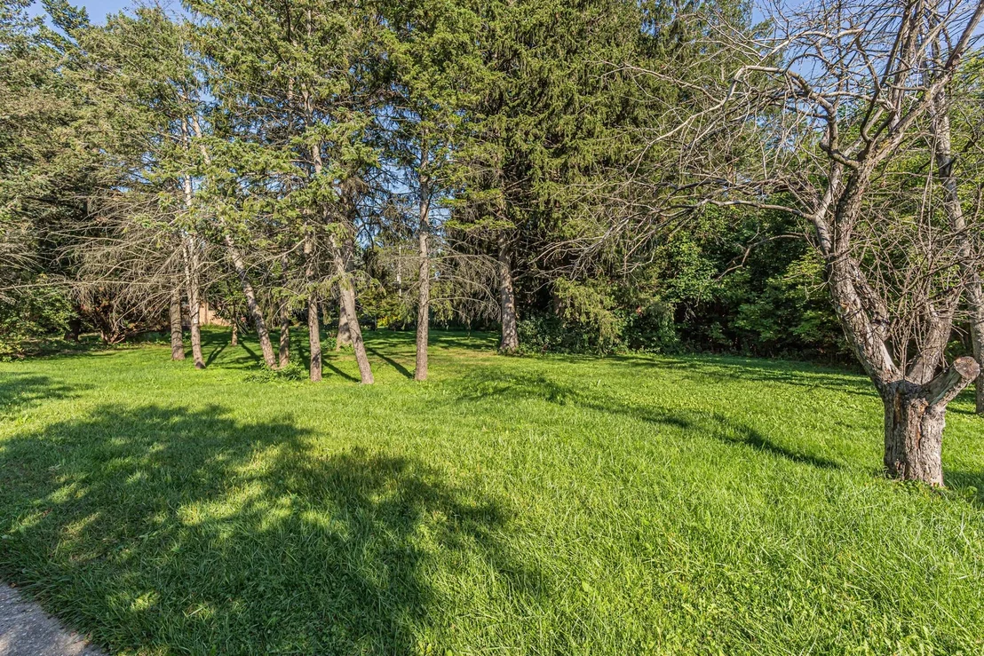 Photo of 1324 Fredrickson Place