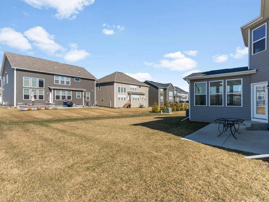 Photo of 2552 Weatherbee Lane