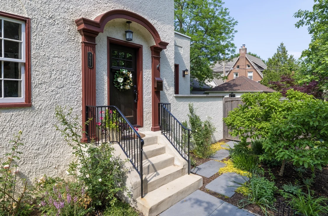 Photo of 3055 Park Place