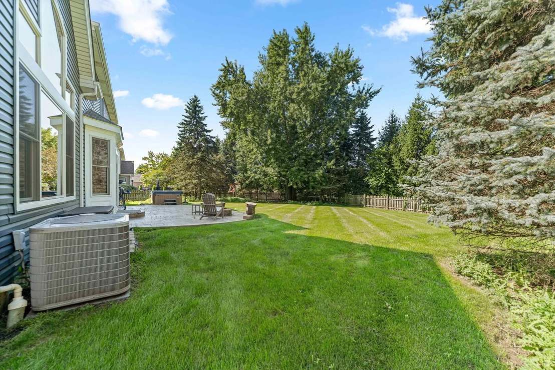 Photo of 9 N Daniels Drive