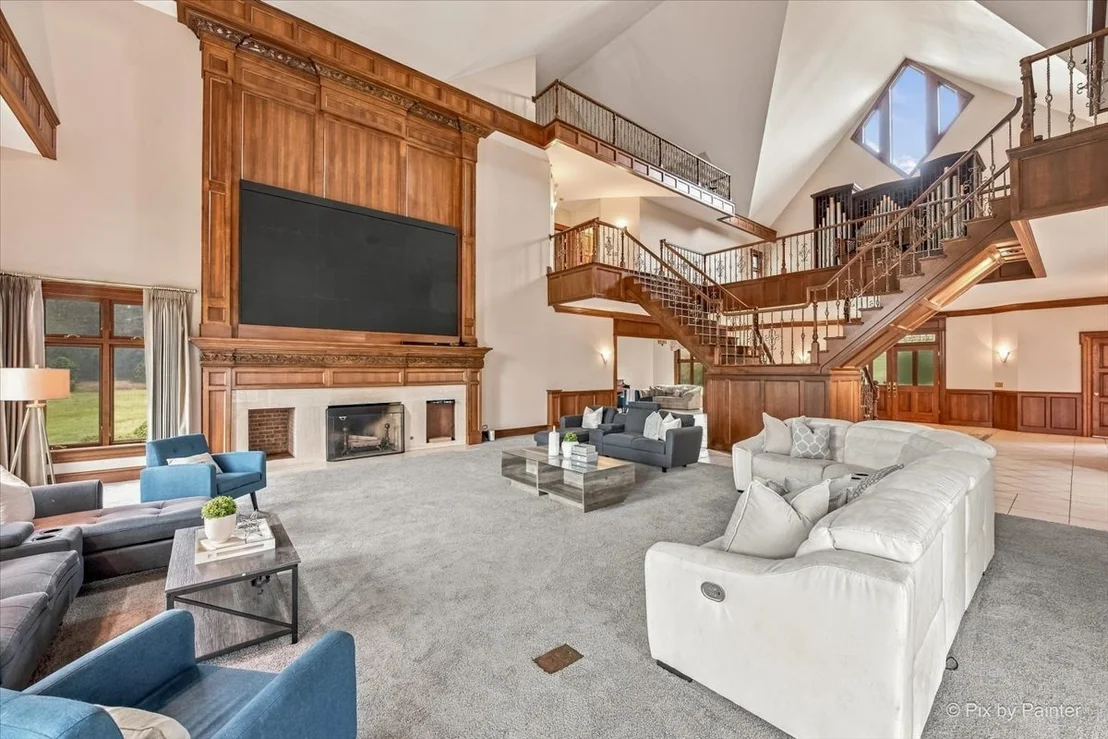 Photo of 5N719 Castle Drive