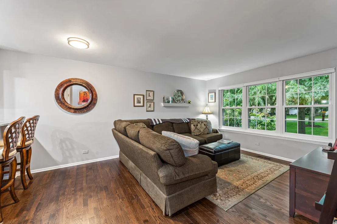 Photo of 1292 Horseshoe Lane