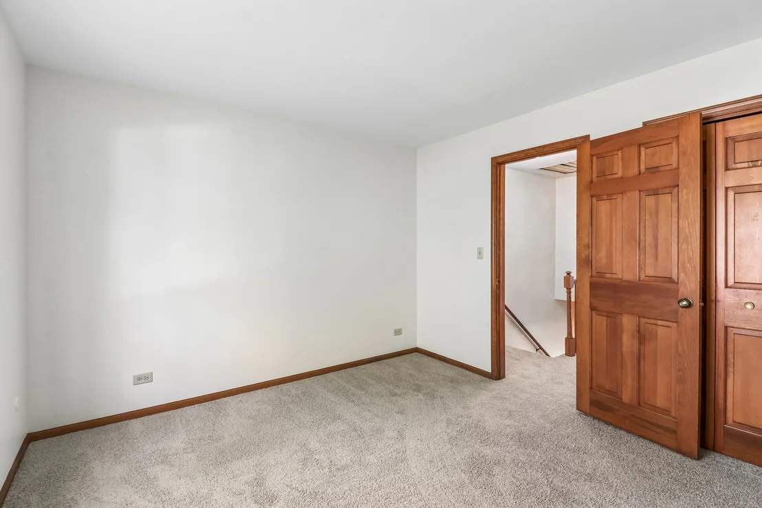Photo of 733 Buttonwood Circle