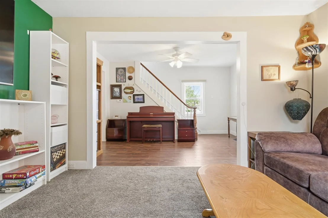 Photo of 357 W 3rd Street