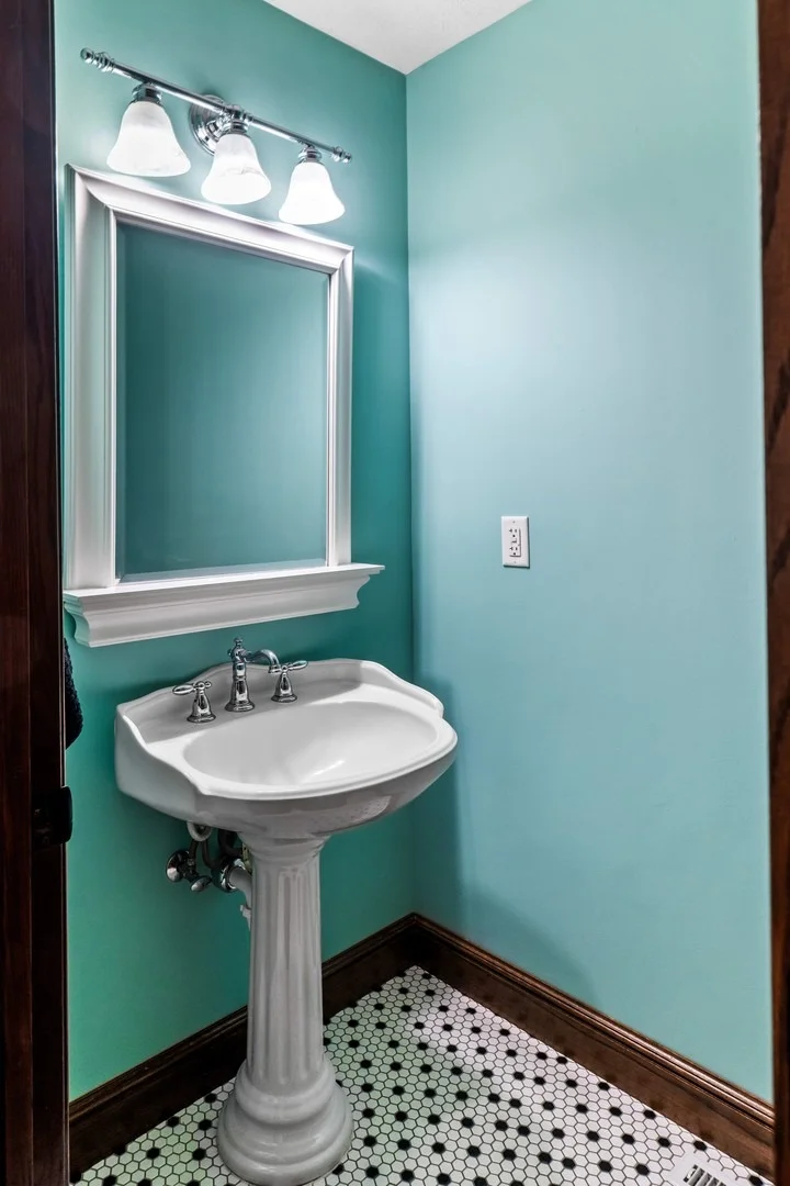 Photo of 606 Harvey Road