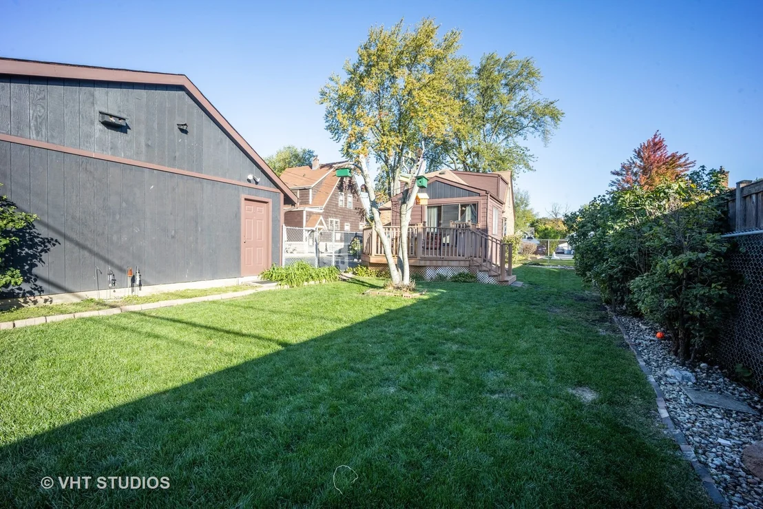 Photo of 827 Rose Avenue