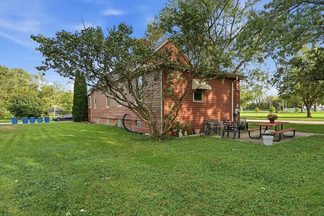 Photo of 3446 Florence Avenue