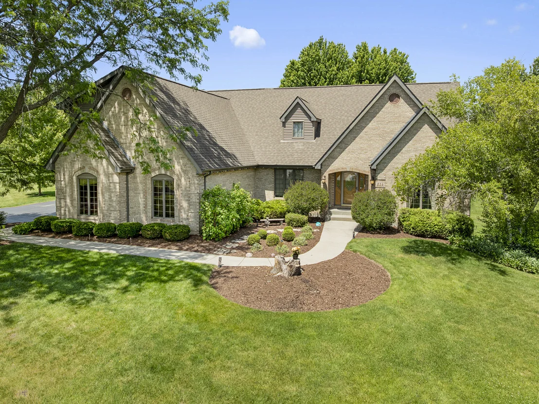 Photo of 214 Red Bud Circle