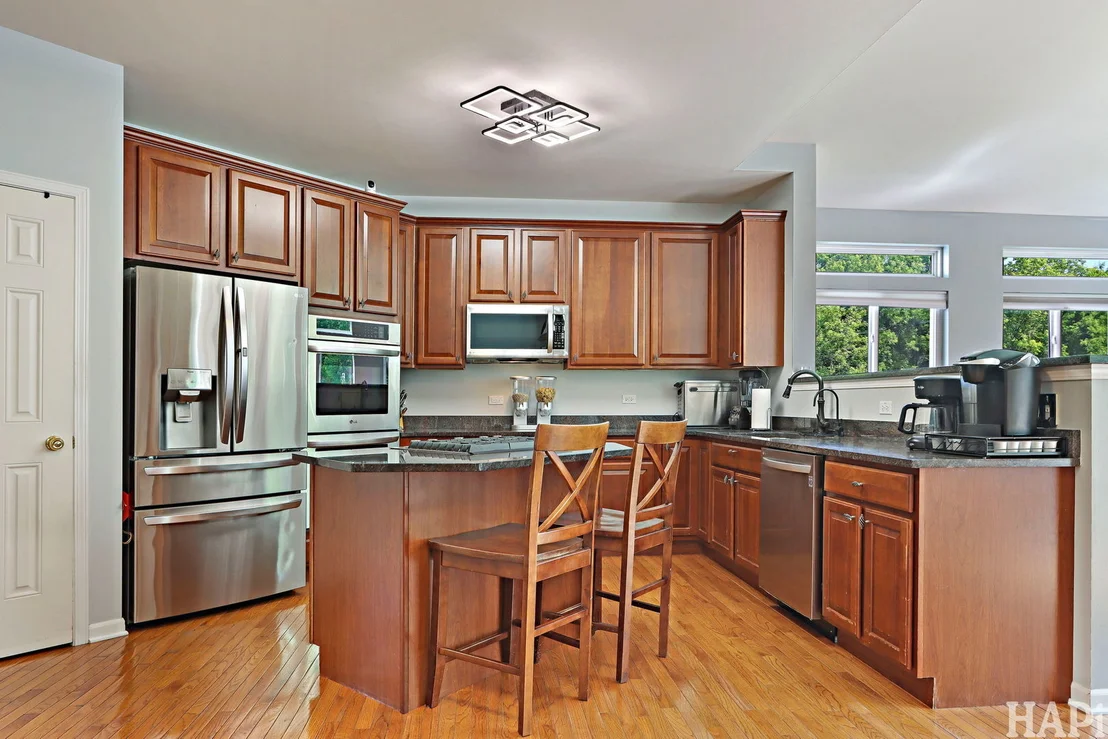 Photo of 4570 Loyola Drive