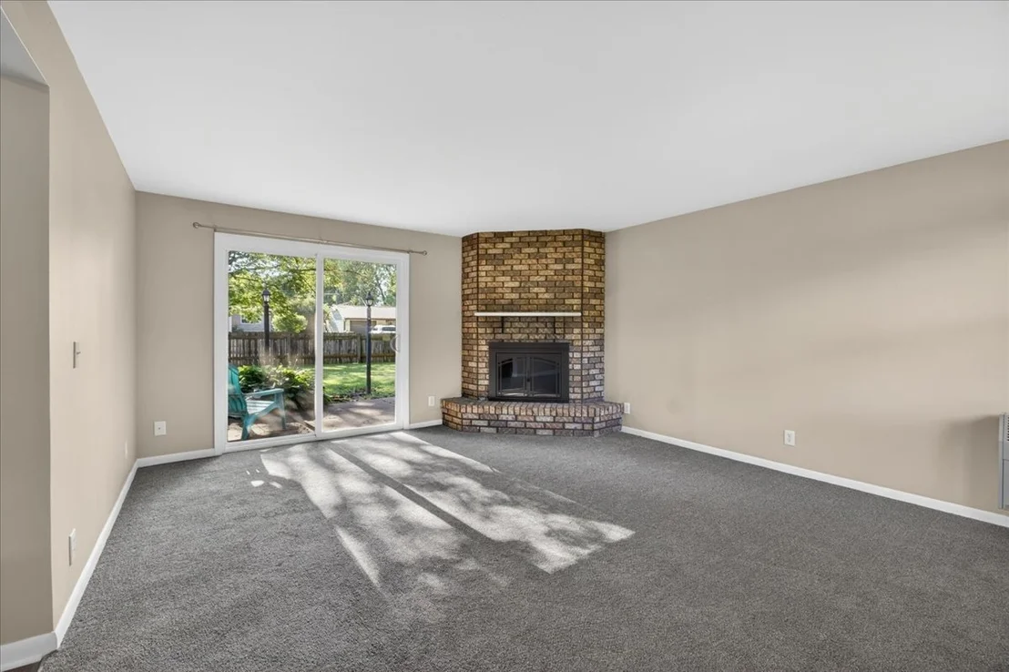 Photo of 3735 Highcrest Road