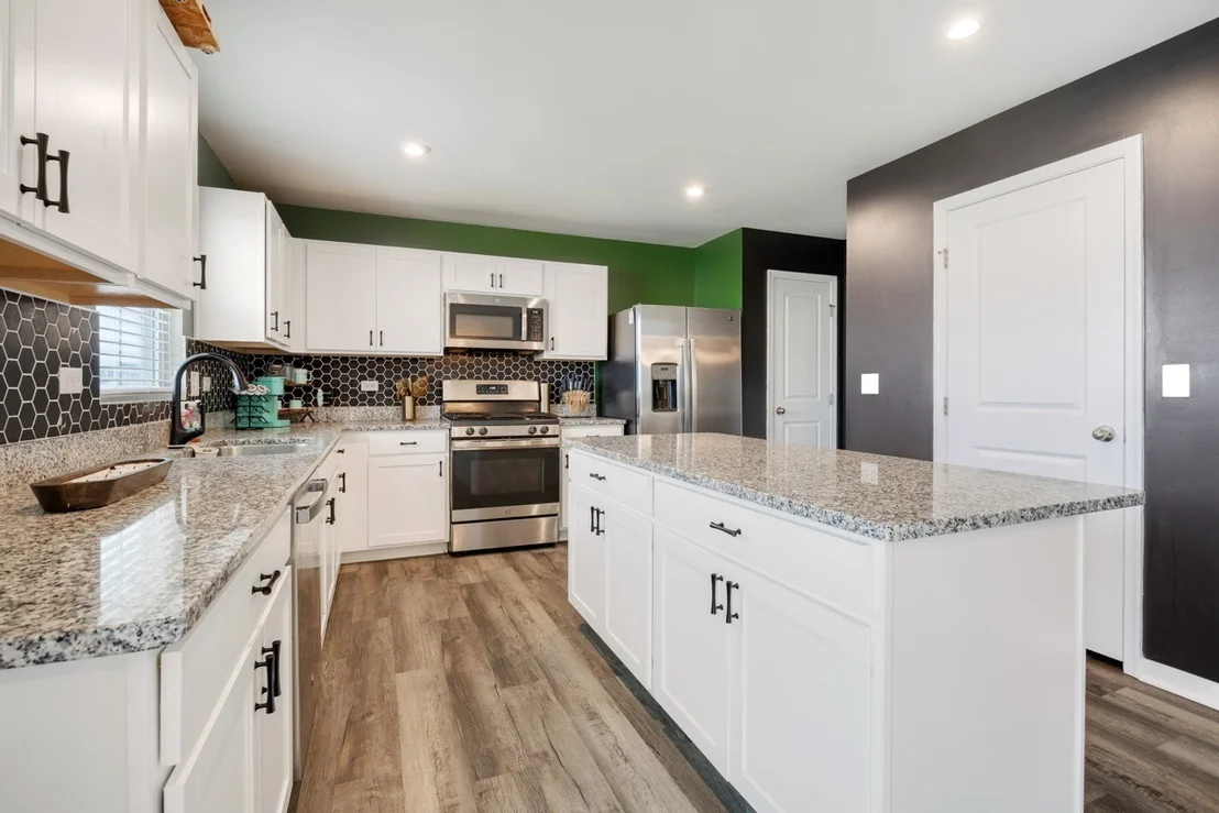 Photo of 552 Dawns End
