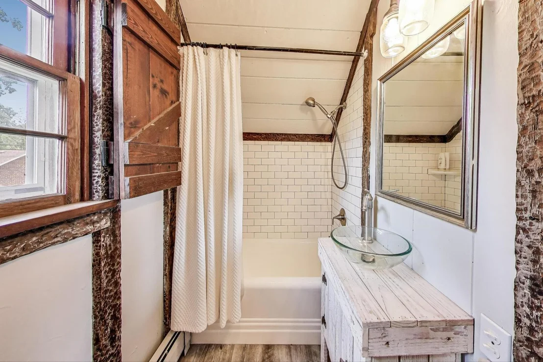 Photo of 1606 Forest Avenue