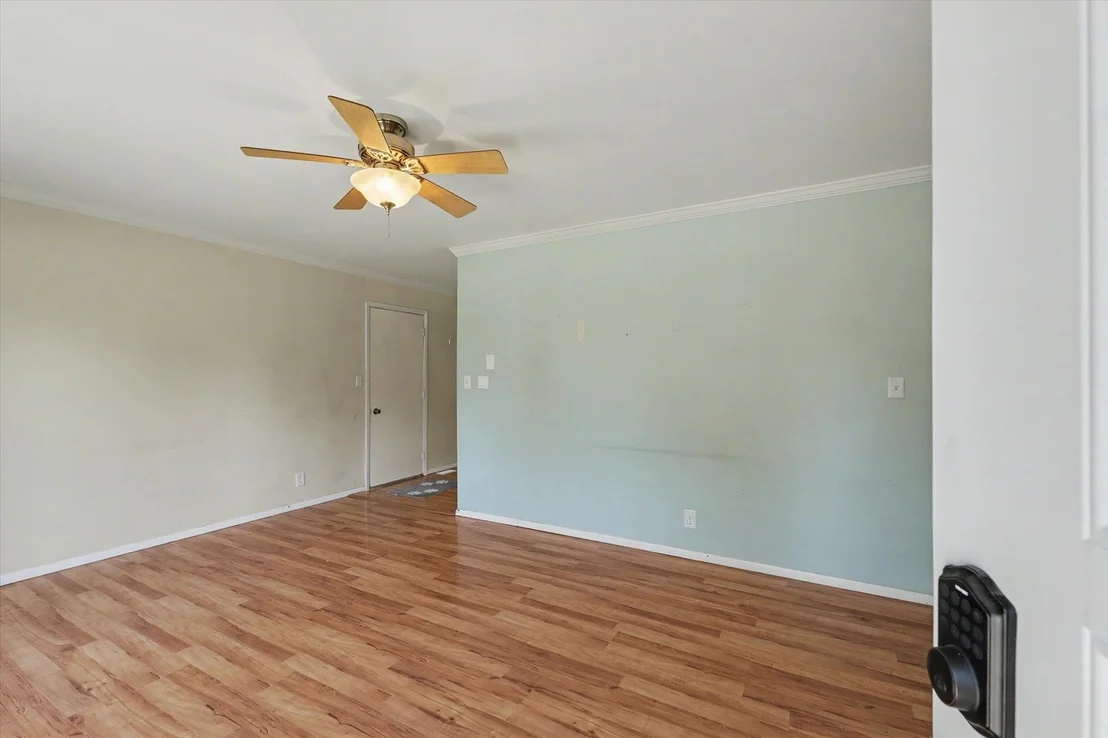 Photo of 406 NORTHGATE Drive