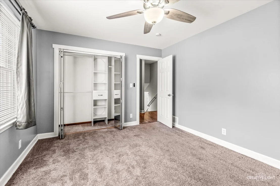 Photo of 883 Holiday Drive