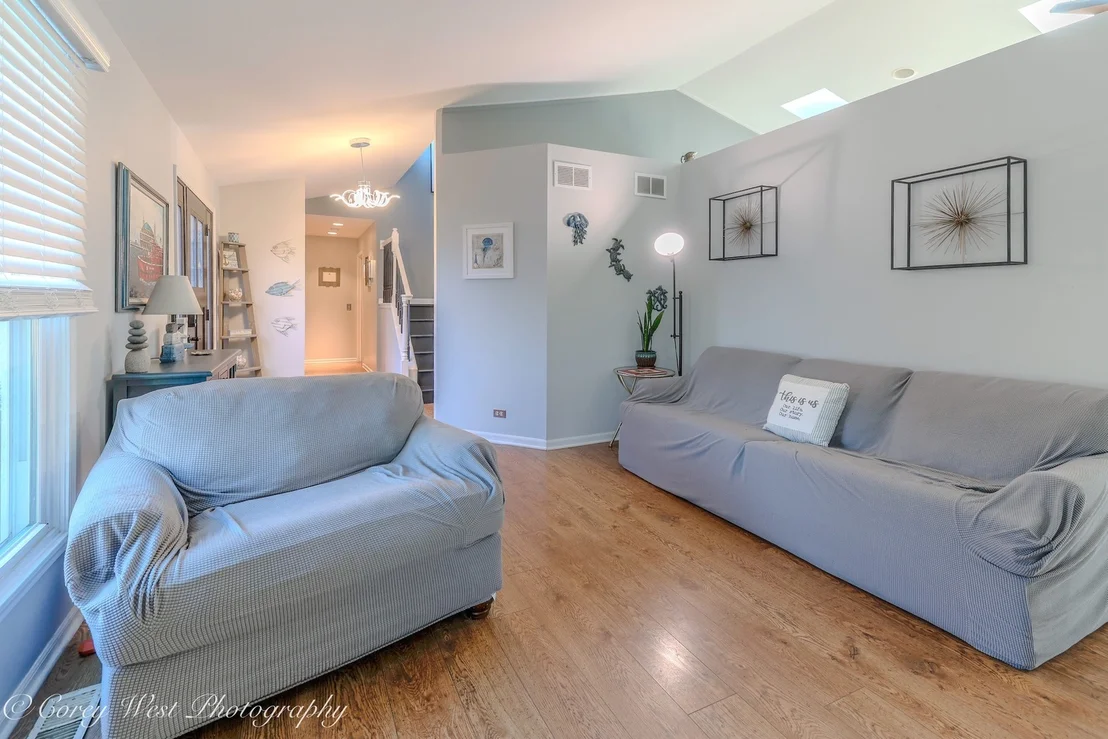 Photo of 10215 Ridge Lane