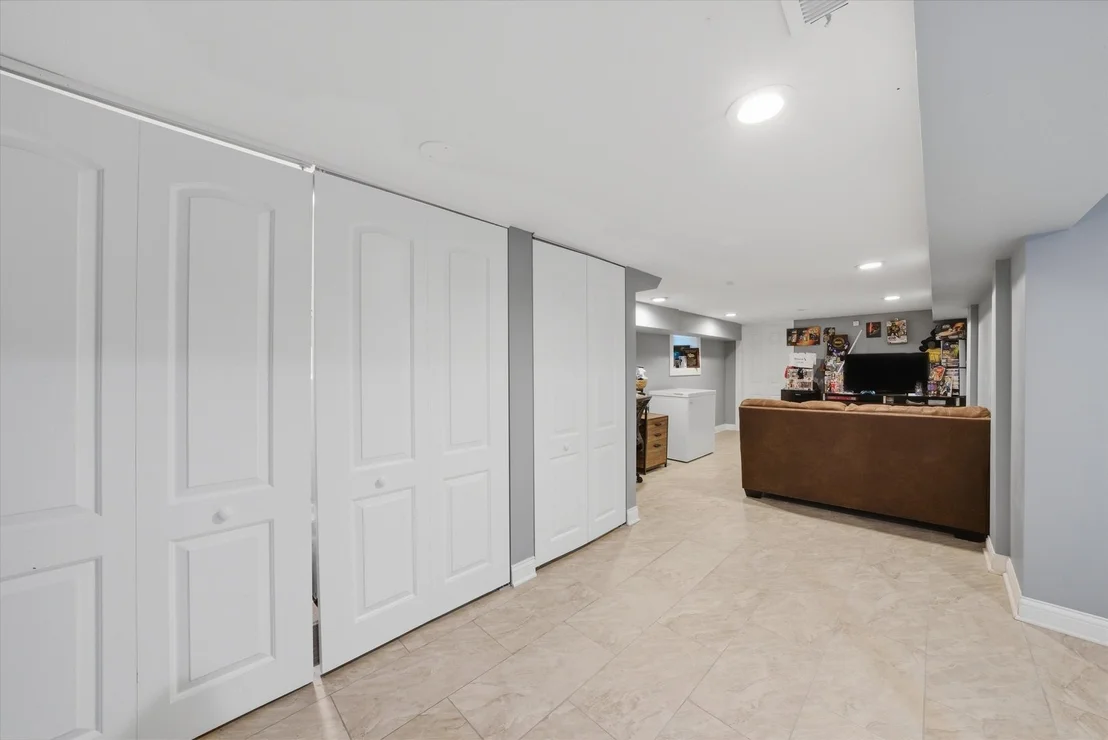 Photo of 1053 W 104th Place