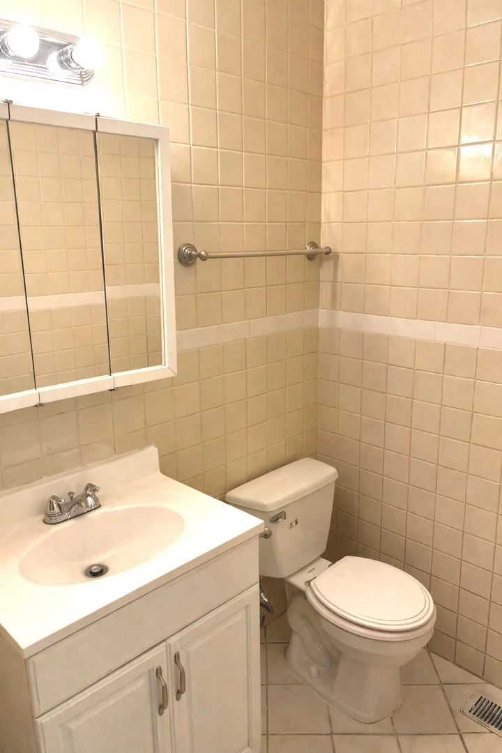Photo of 156 Cloverleaf Road