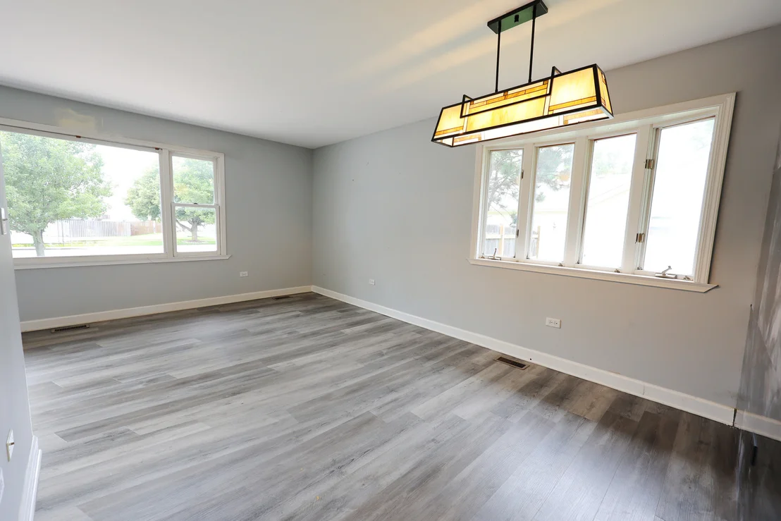 Photo of 754 Longlane Road