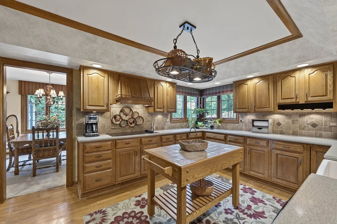 Photo of 3408 James Way
