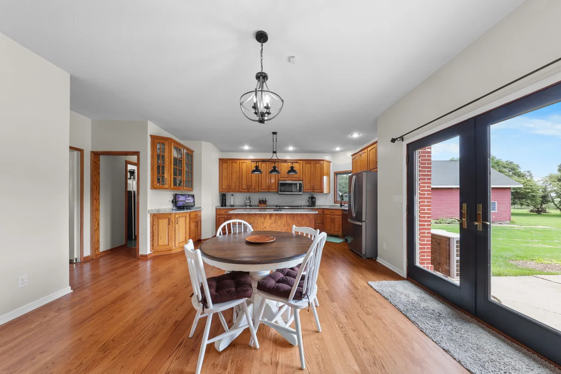 Photo of 5535 Airport Road