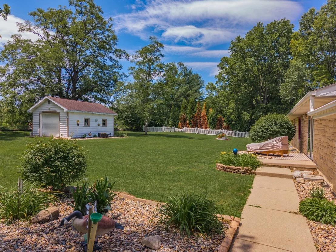 Photo of 1604 Six Points Road