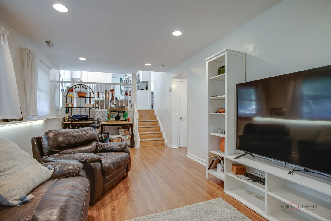 Photo of 600 Thompson Boulevard