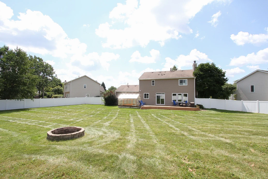 Photo of 465 SPRING RIDGE Drive
