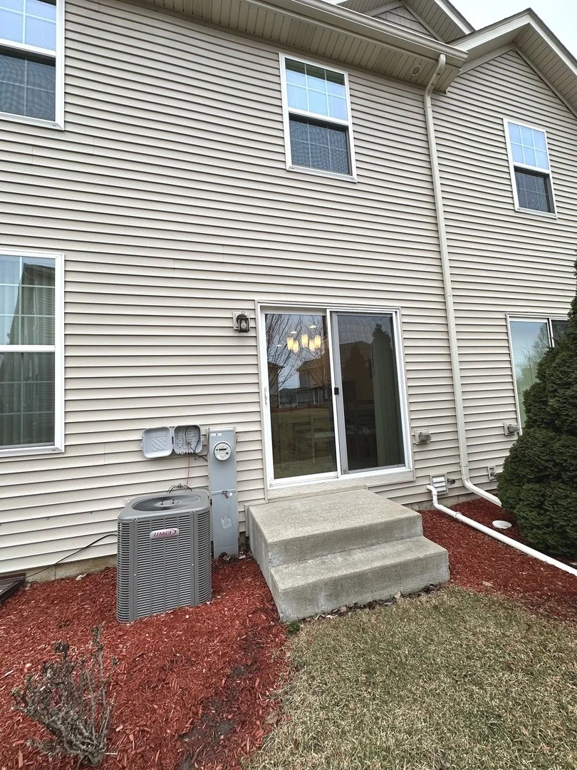 Photo of 5102 Monroe Street