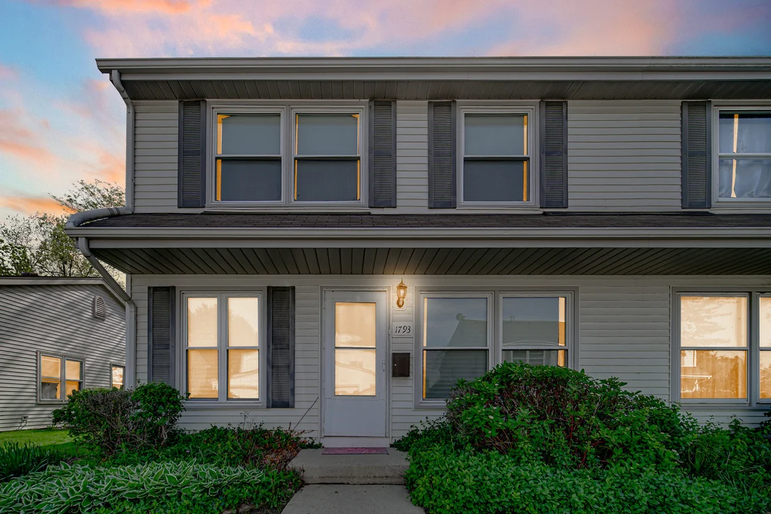 Photo of Unit 0 at 1793 Queensbury Circle