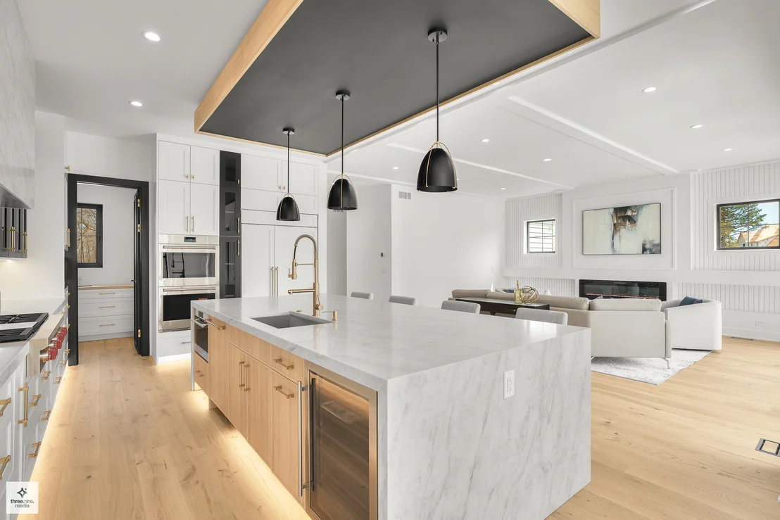 Photo of 390 Forest Edge Drive