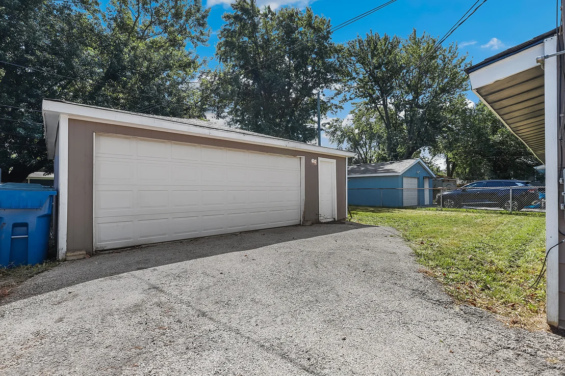 Photo of 253 Tiverton Lane