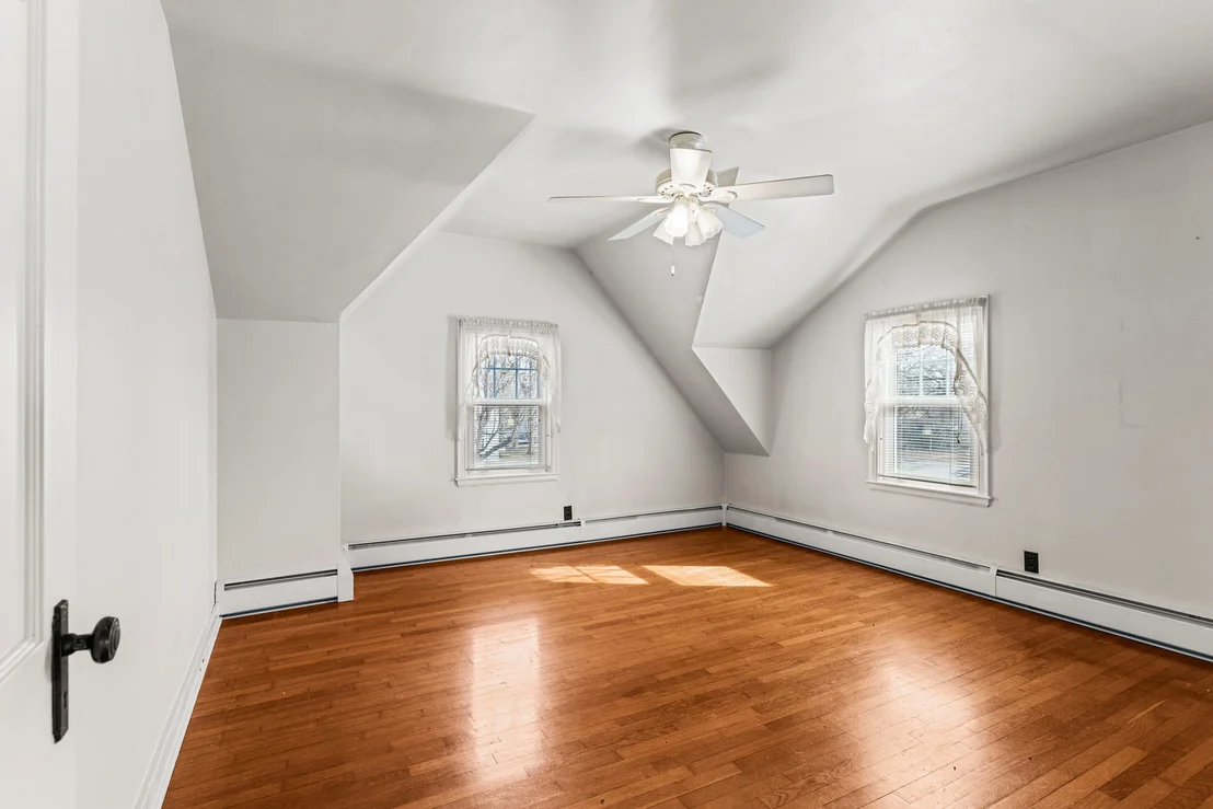 Photo of 400 3rd Street
