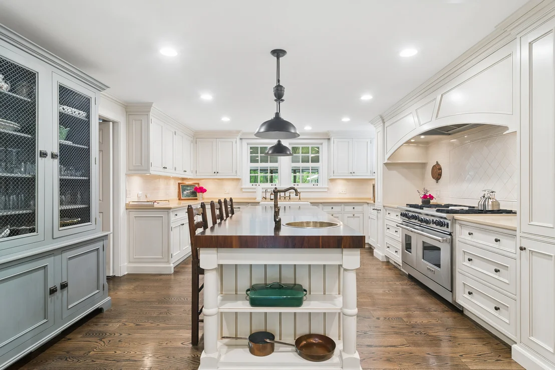 Photo of 332 Old Sutton Road