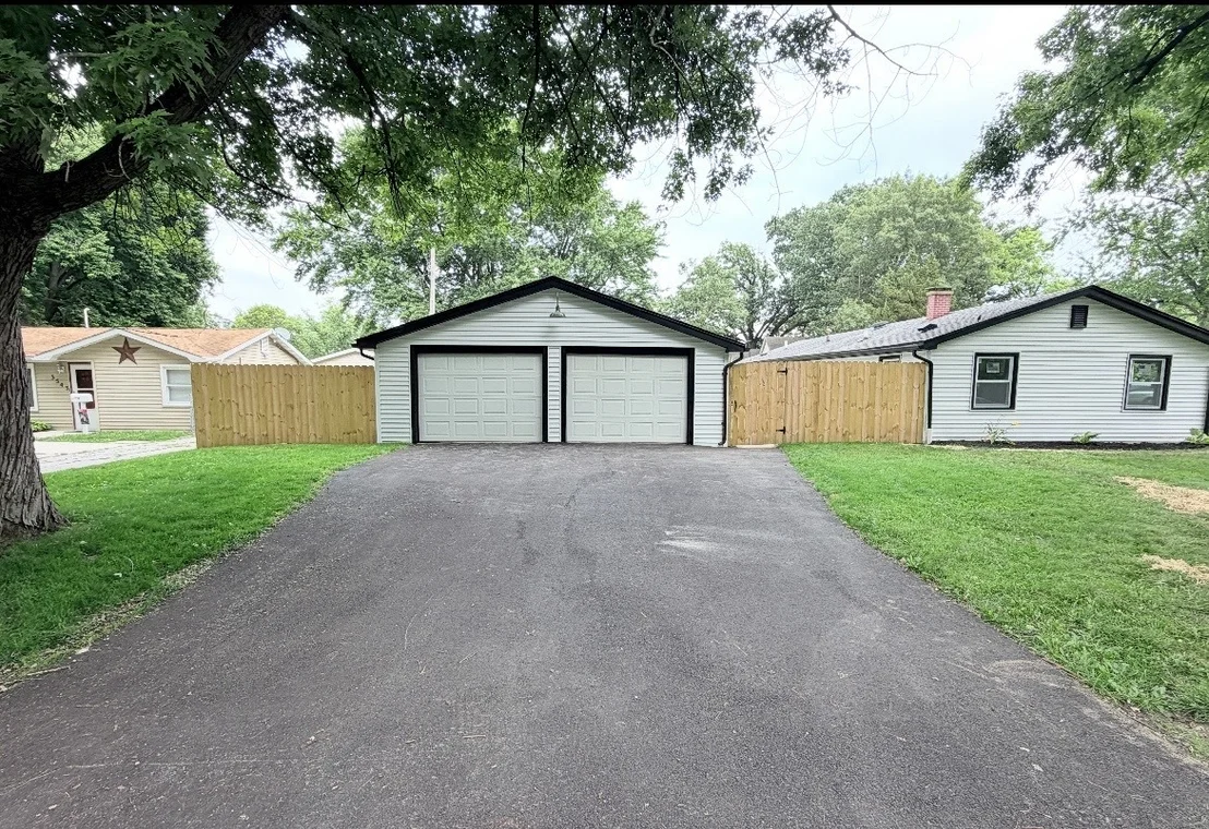 Photo of 405 Richton Road