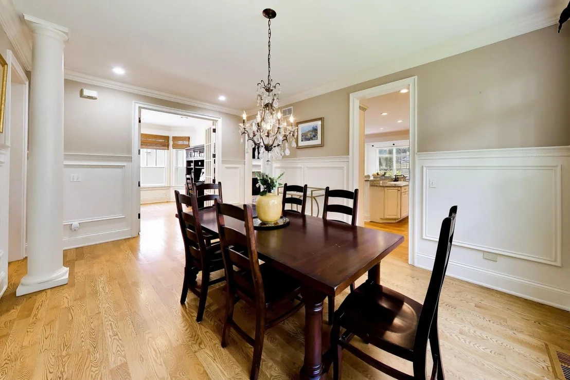 Photo of 345 Madison Avenue