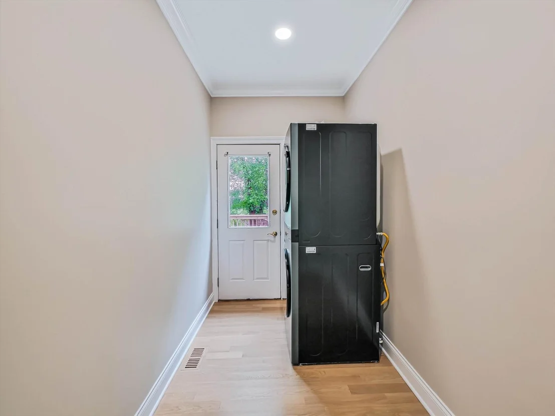 Photo of 640 Downey Street