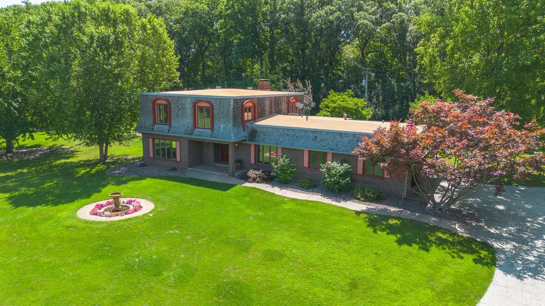 Photo of 212 Cheviot Drive