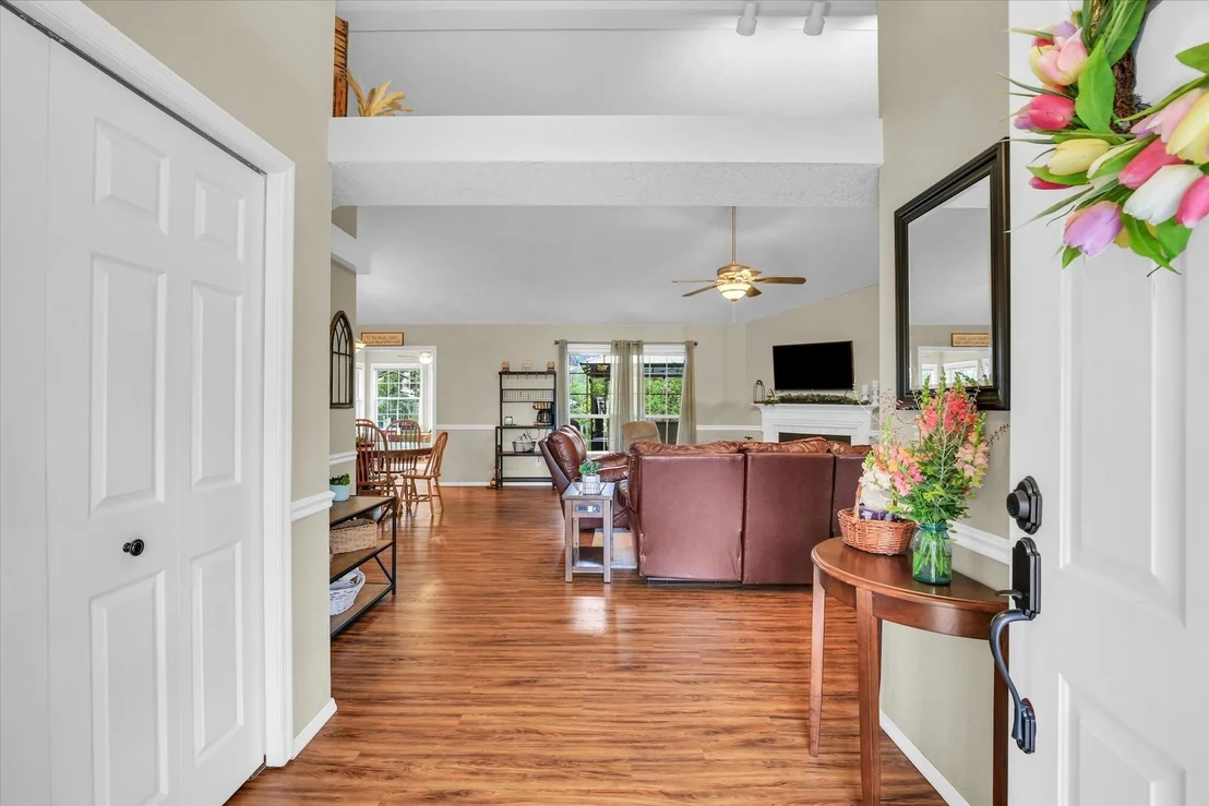 Photo of 301 N Spruce Drive