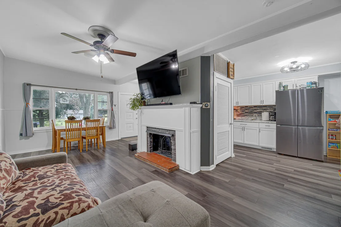 Photo of 909 Pershing Drive
