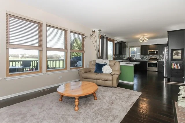 Photo of 940 Concord Circle