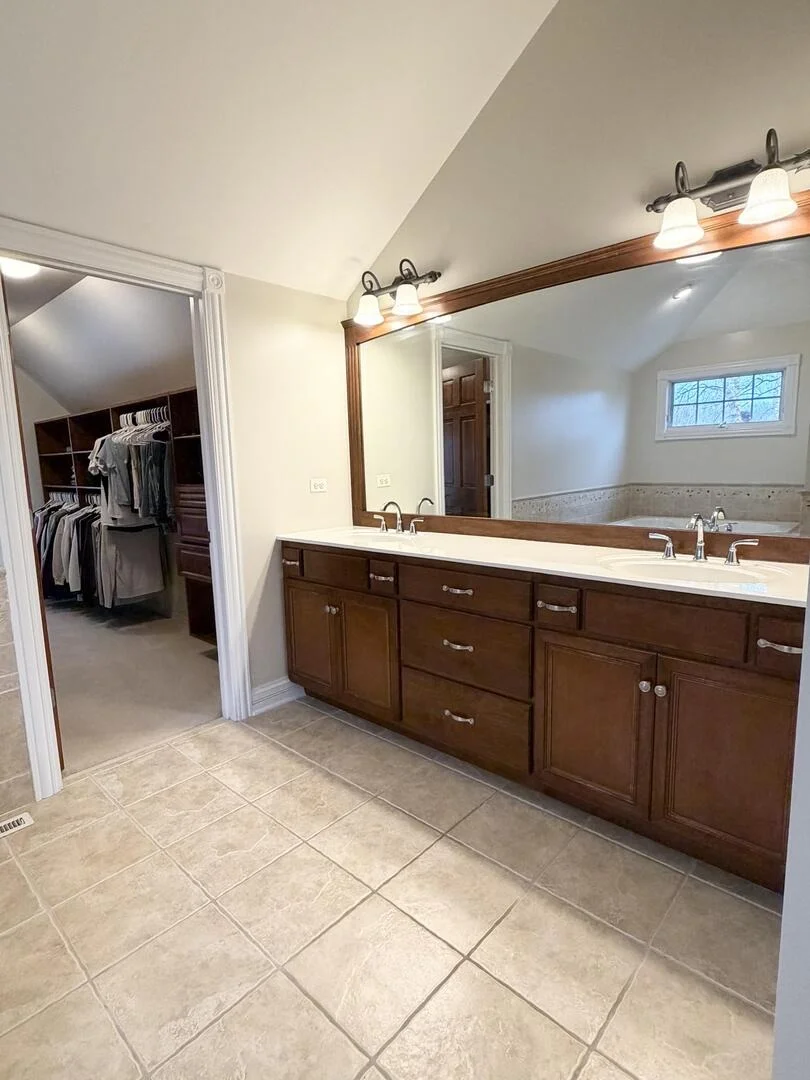 Photo of 822 Waters Edge Drive