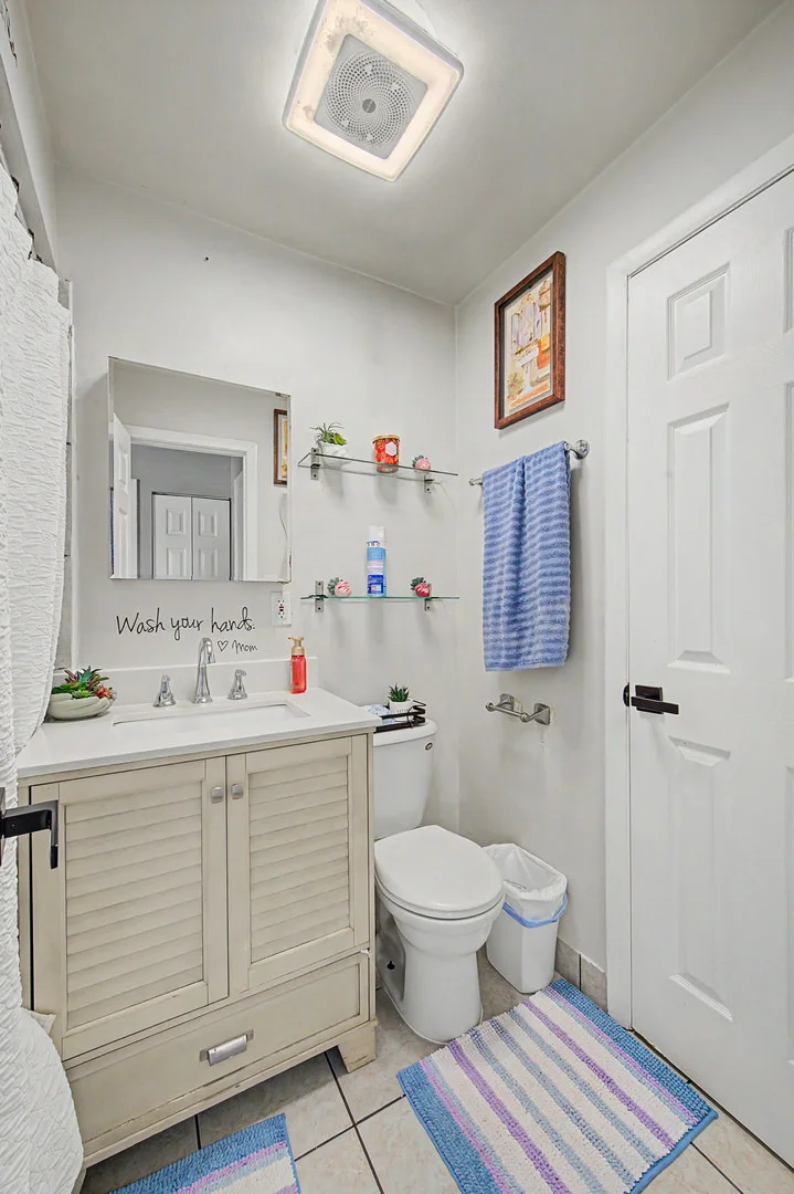 Photo of Unit A at 813 Valley Stream Drive
