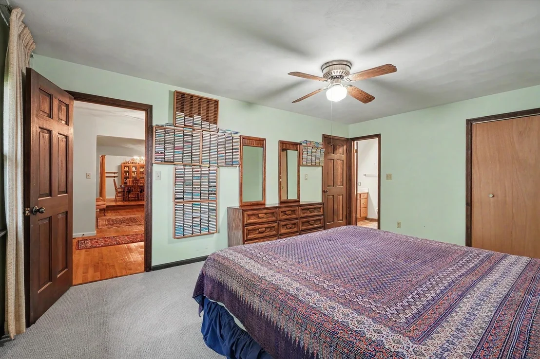 Photo of 204 E Willard Street