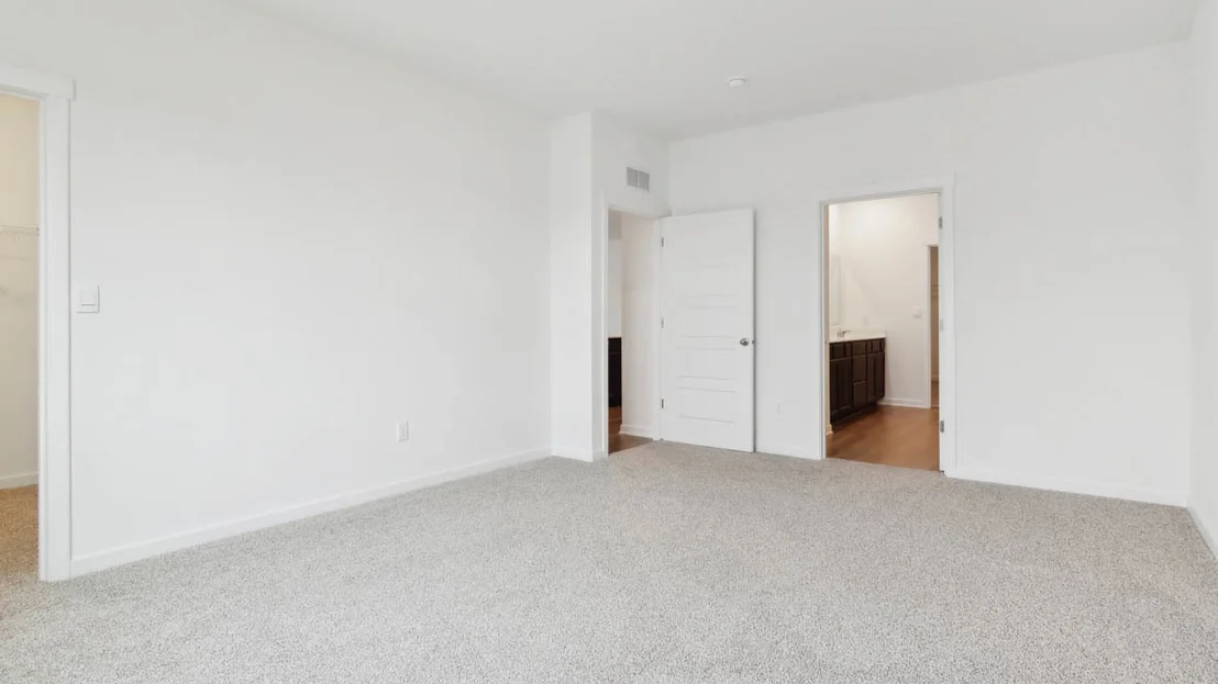 Photo of 2513 Skye Drive