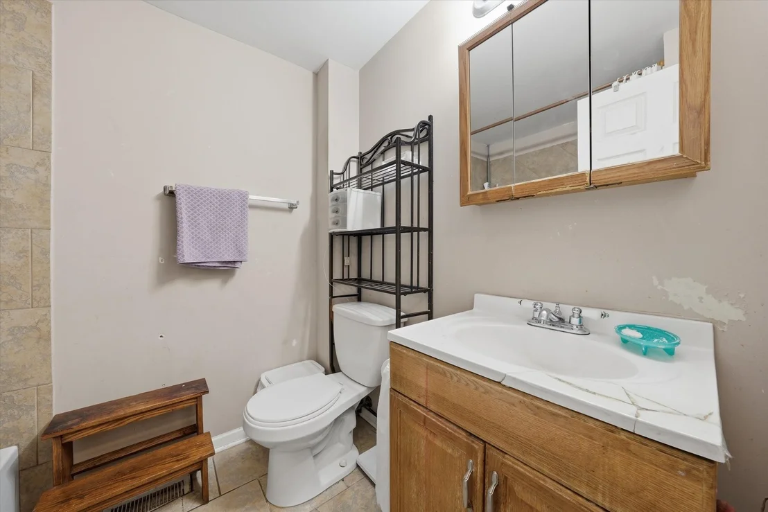 Photo of 1329 MAPLE Avenue