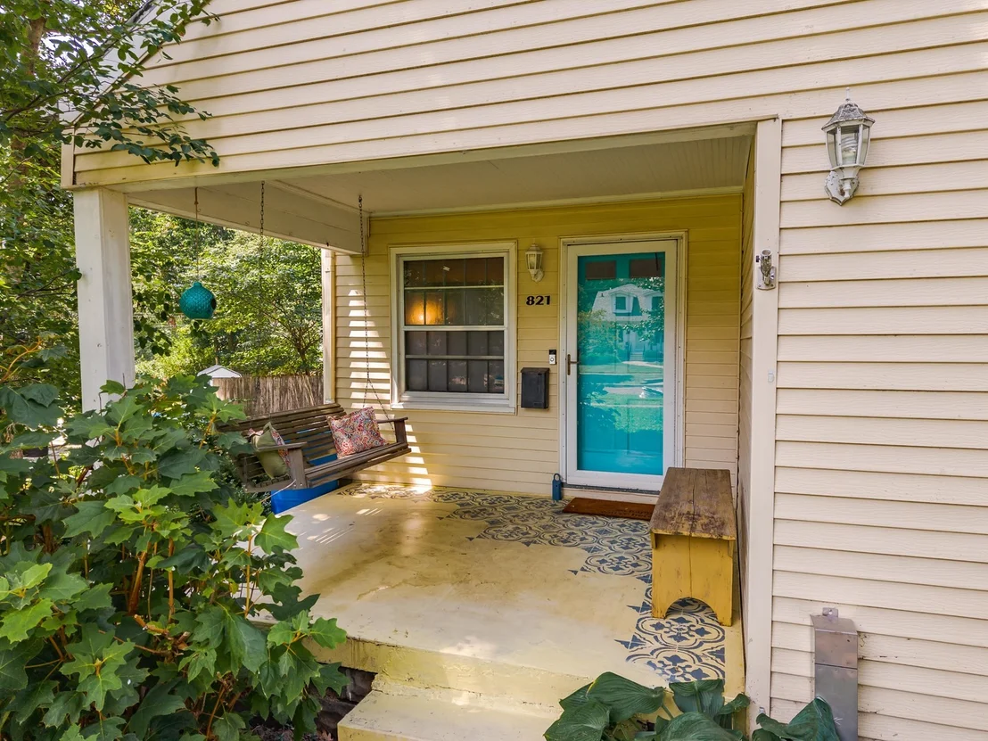 Photo of 821 Normal Avenue