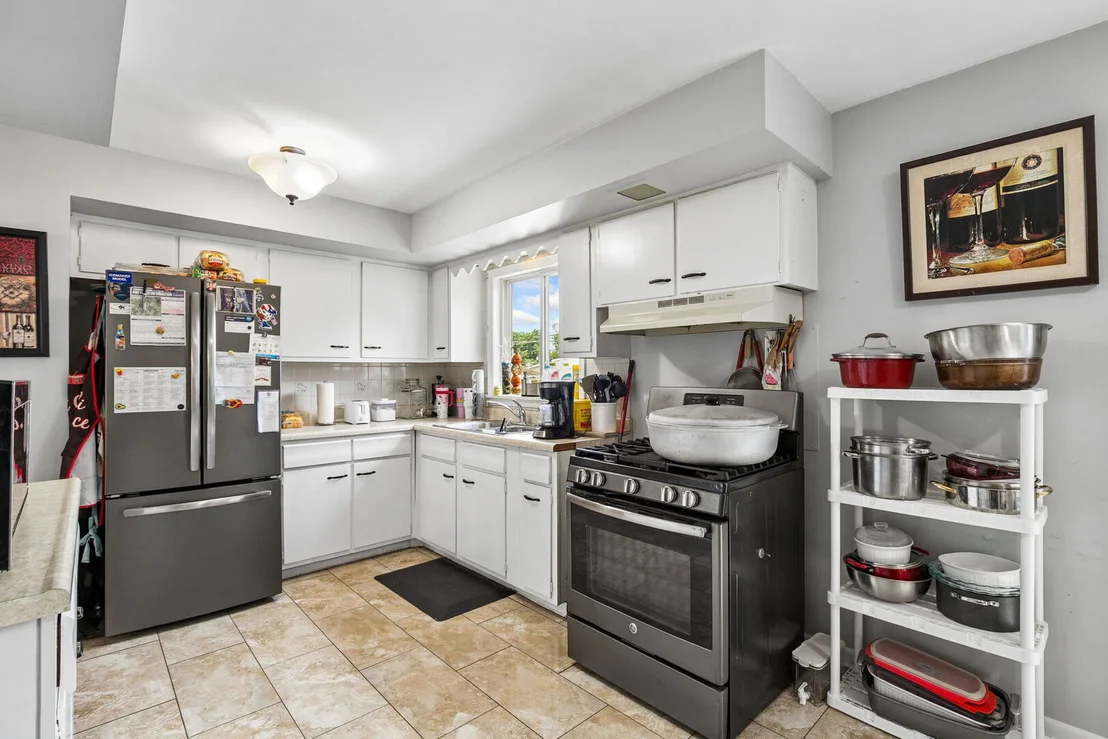 Photo of 356 W Park Avenue