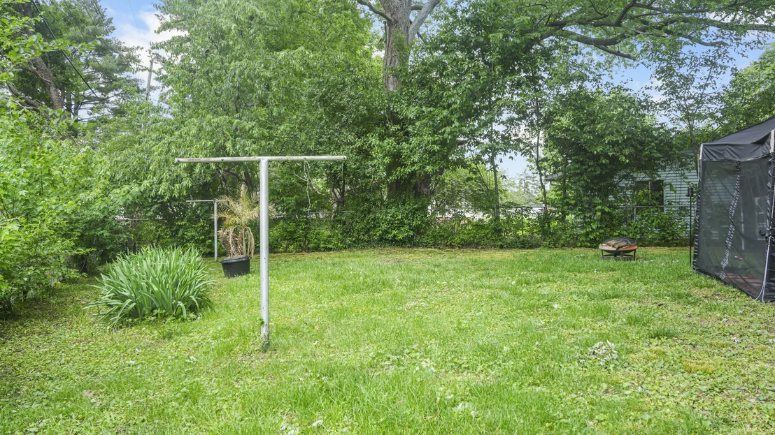 Photo of 1107 N Highlands Drive